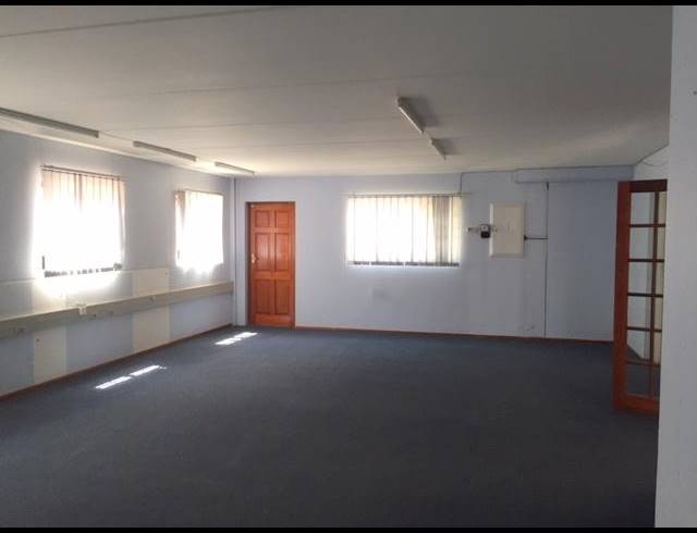 285M² OFFICE TO LET IN DIEP RIVER